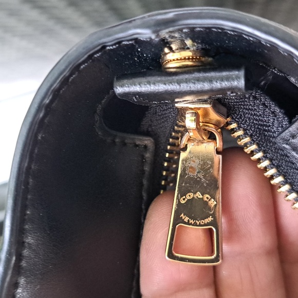 COACH Marlie C1565 Leather Shoulder Bag w Gold Chains Excellent Condition - Picture 11 of 11